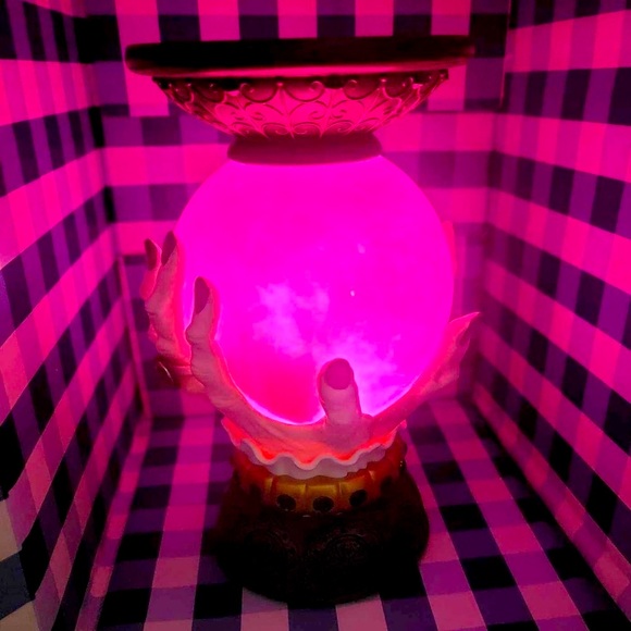 Bath and Body Works Fortune Teller Crystal Ball Candle Holder - Picture 3 of 6